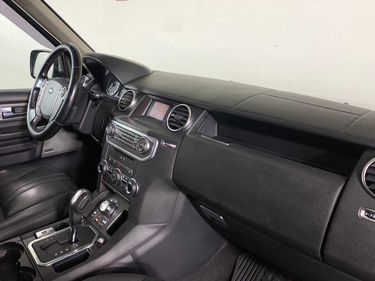 Land Rover Discovery с пробегом — 2011 год. Фото: #12