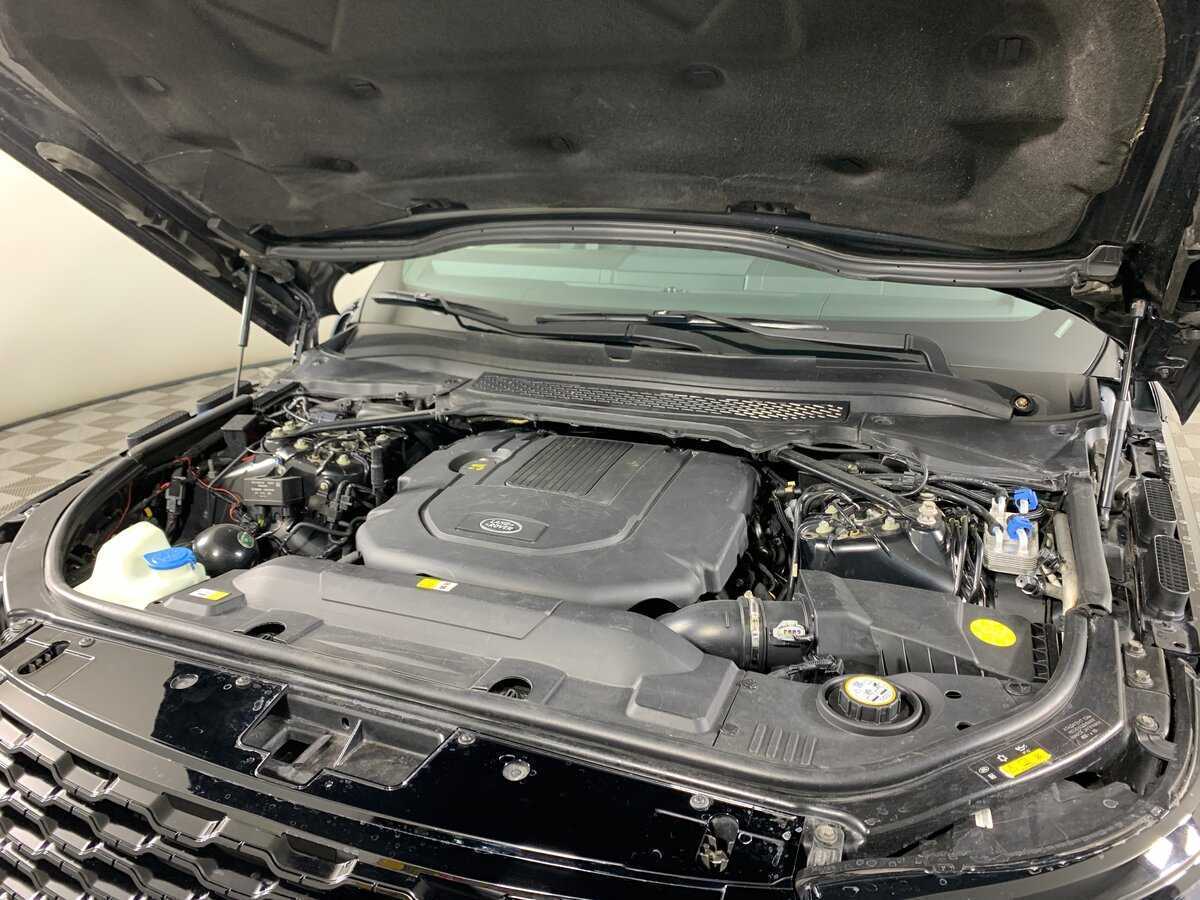 Land Rover Range Rover с пробегом — 2016 год. Фото: #10