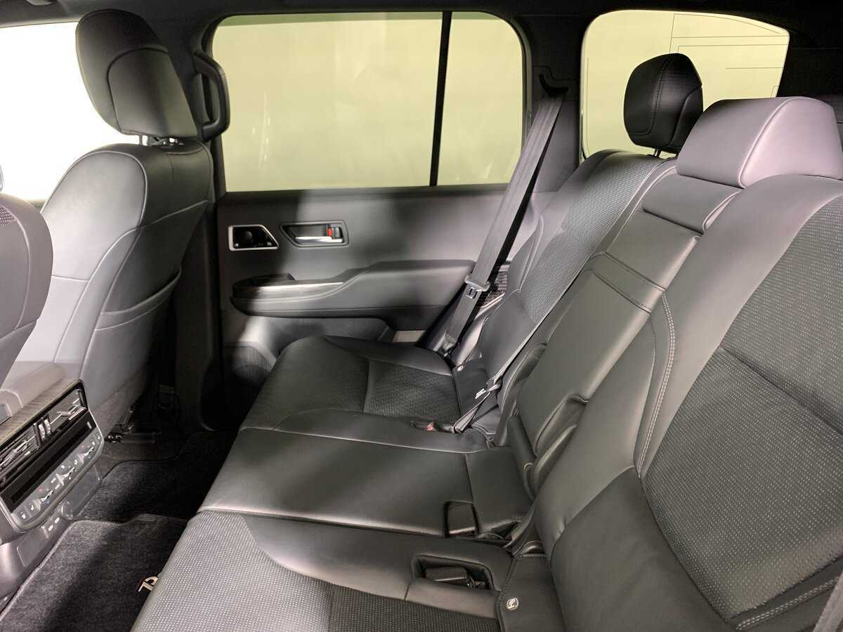 Toyota Land Cruiser с пробегом — 2021 год. Фото: #18