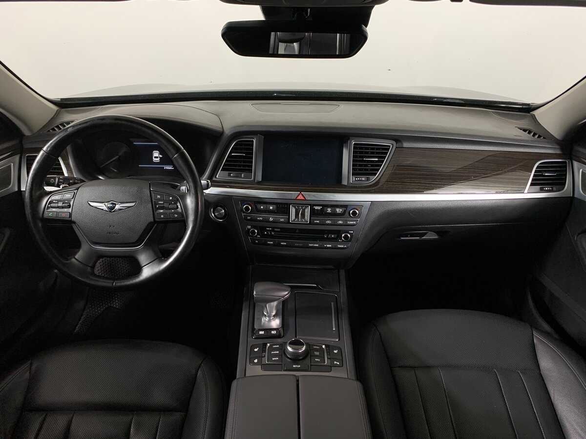 Genesis G80 с пробегом — 2017 год. Фото: #11