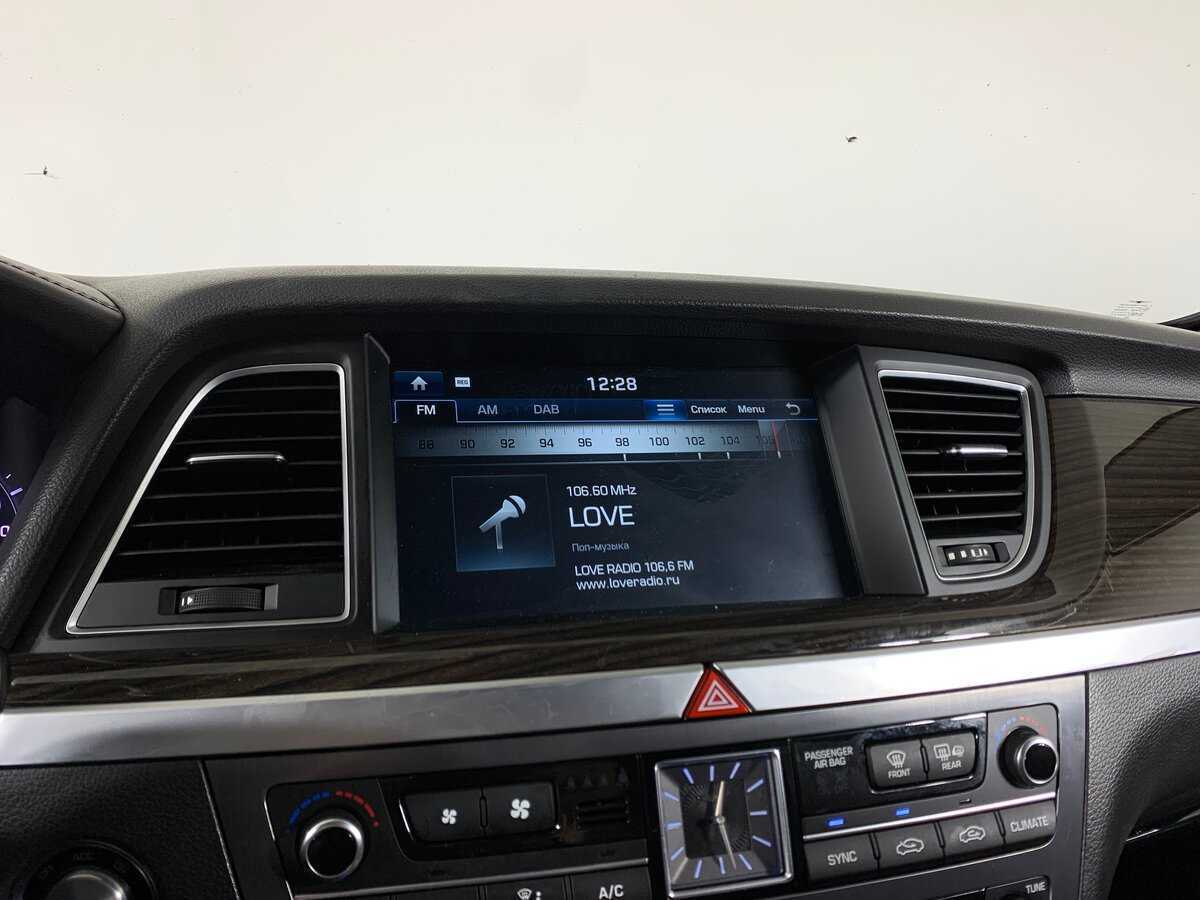 Genesis G80 с пробегом — 2017 год. Фото: #14