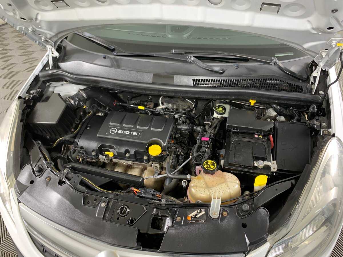 Opel Corsa с пробегом — 2011 год. Фото: #9