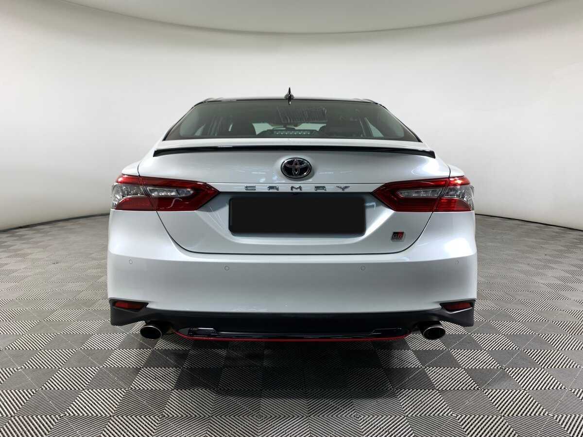 Toyota Camry с пробегом — 2022 год. Фото: #5