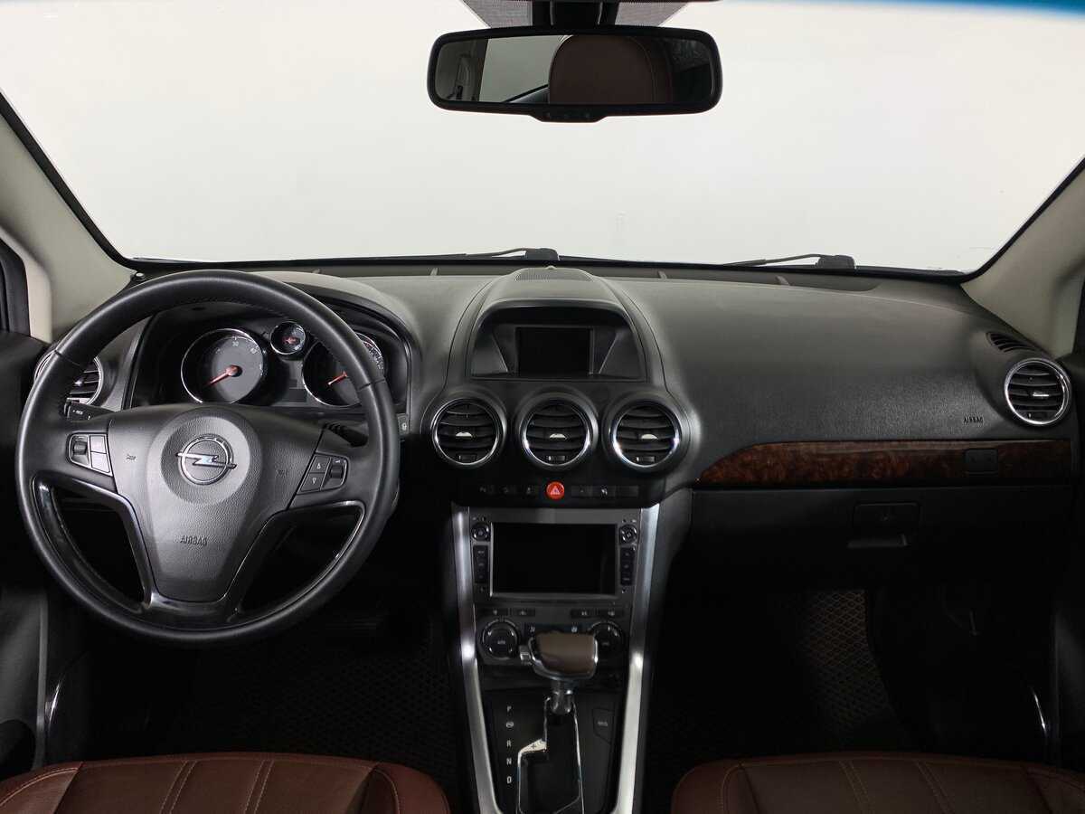 Opel Antara с пробегом — 2014 год. Фото: #12