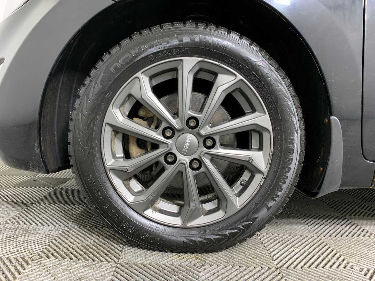 Hyundai Elantra с пробегом — 2012 год. Фото: #8