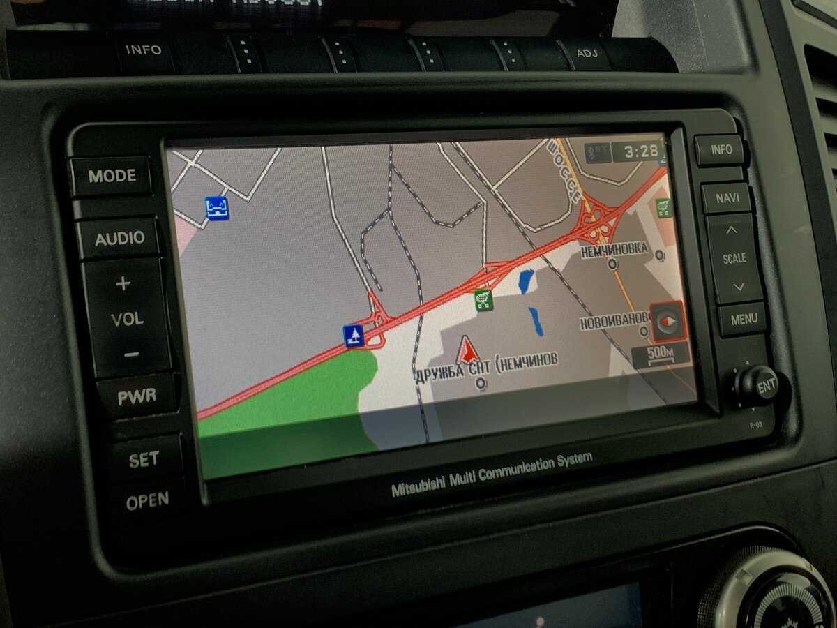 Mitsubishi Pajero с пробегом — 2011 год. Фото: #14