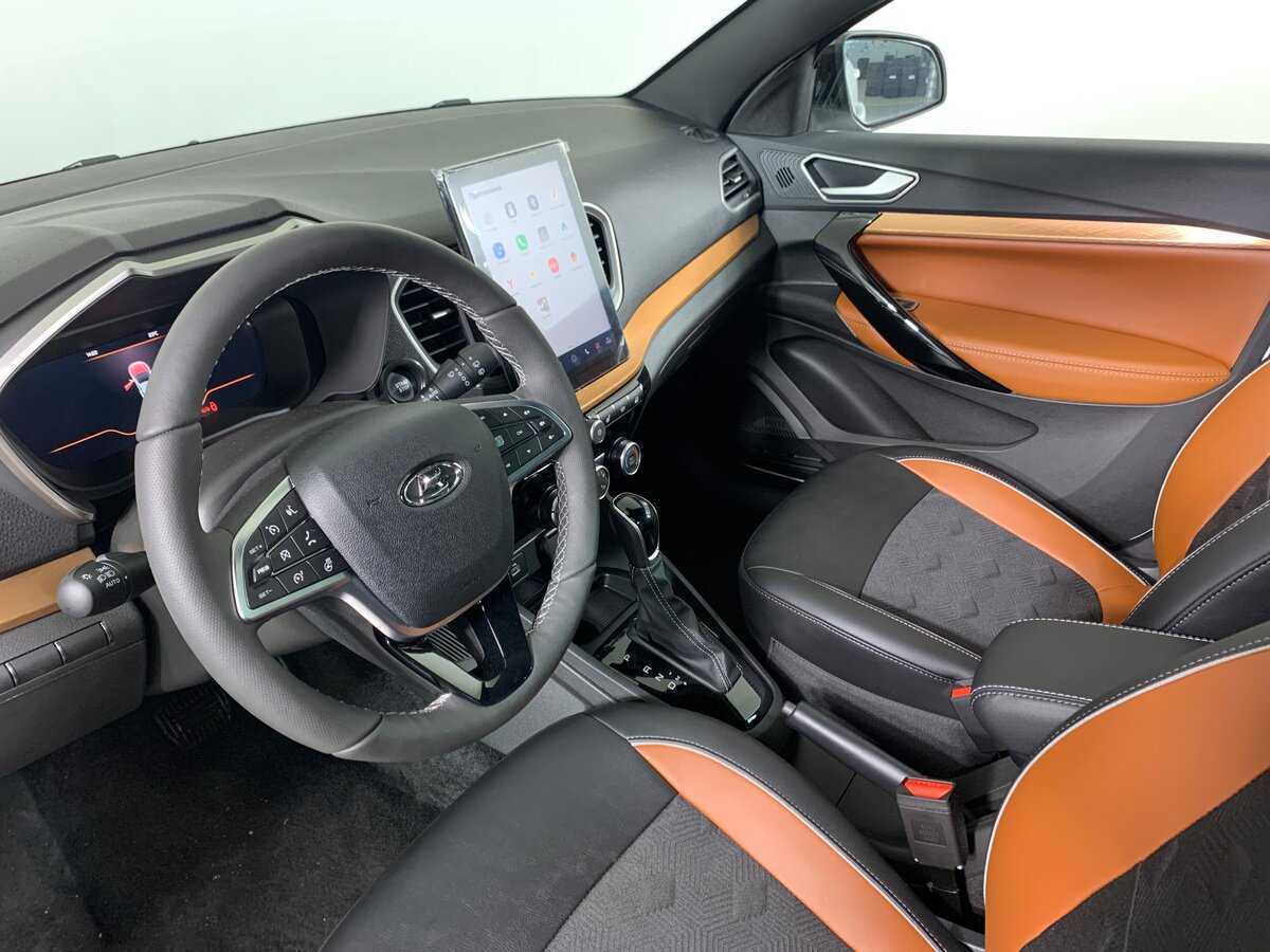 Lada (ВАЗ) Vesta с пробегом — 2024 год. Фото: #11