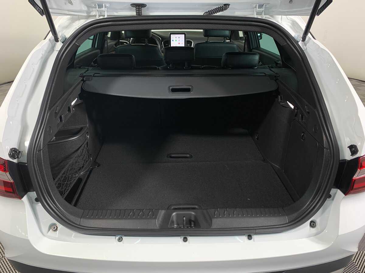 Lada (ВАЗ) Vesta с пробегом — 2024 год. Фото: #19