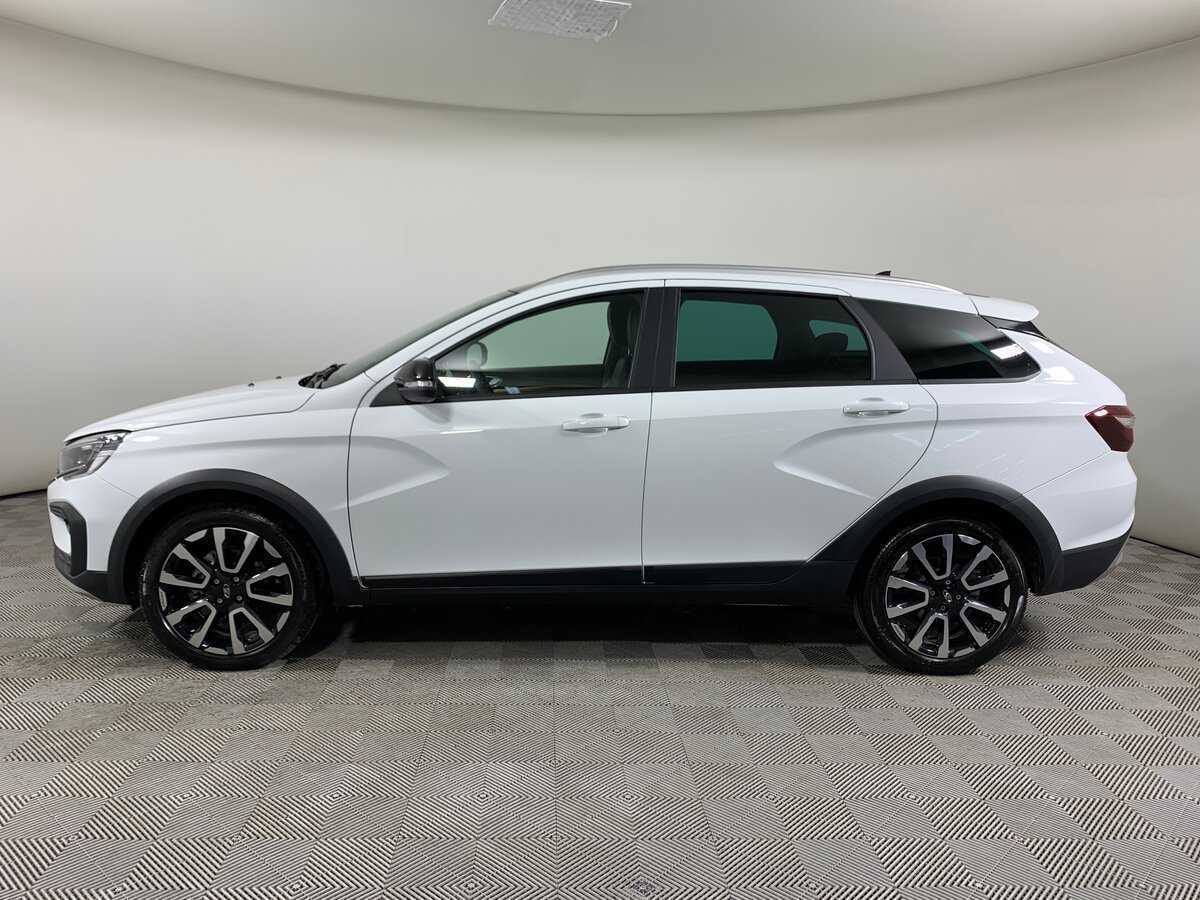 Lada (ВАЗ) Vesta с пробегом — 2024 год. Фото: #7