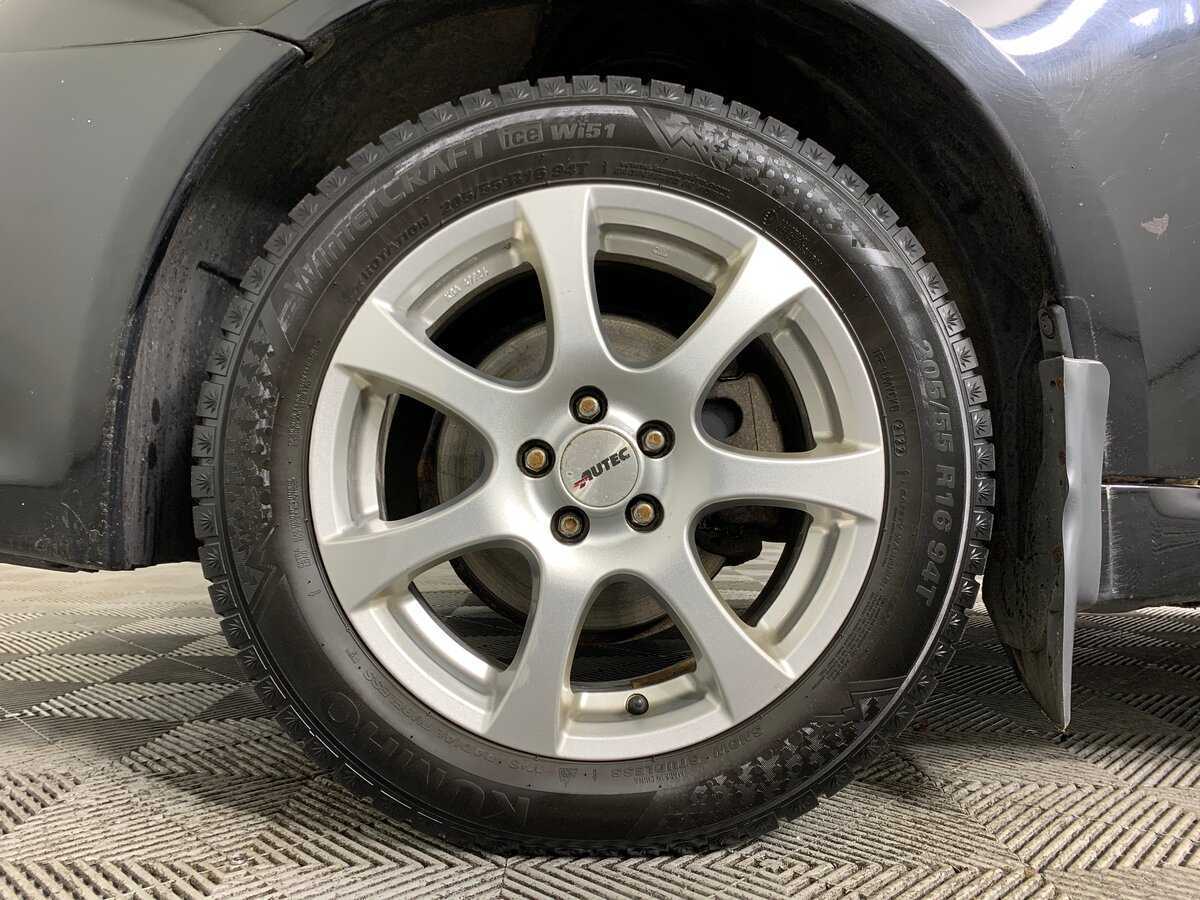 Subaru Legacy с пробегом — 2008 год. Фото: #8