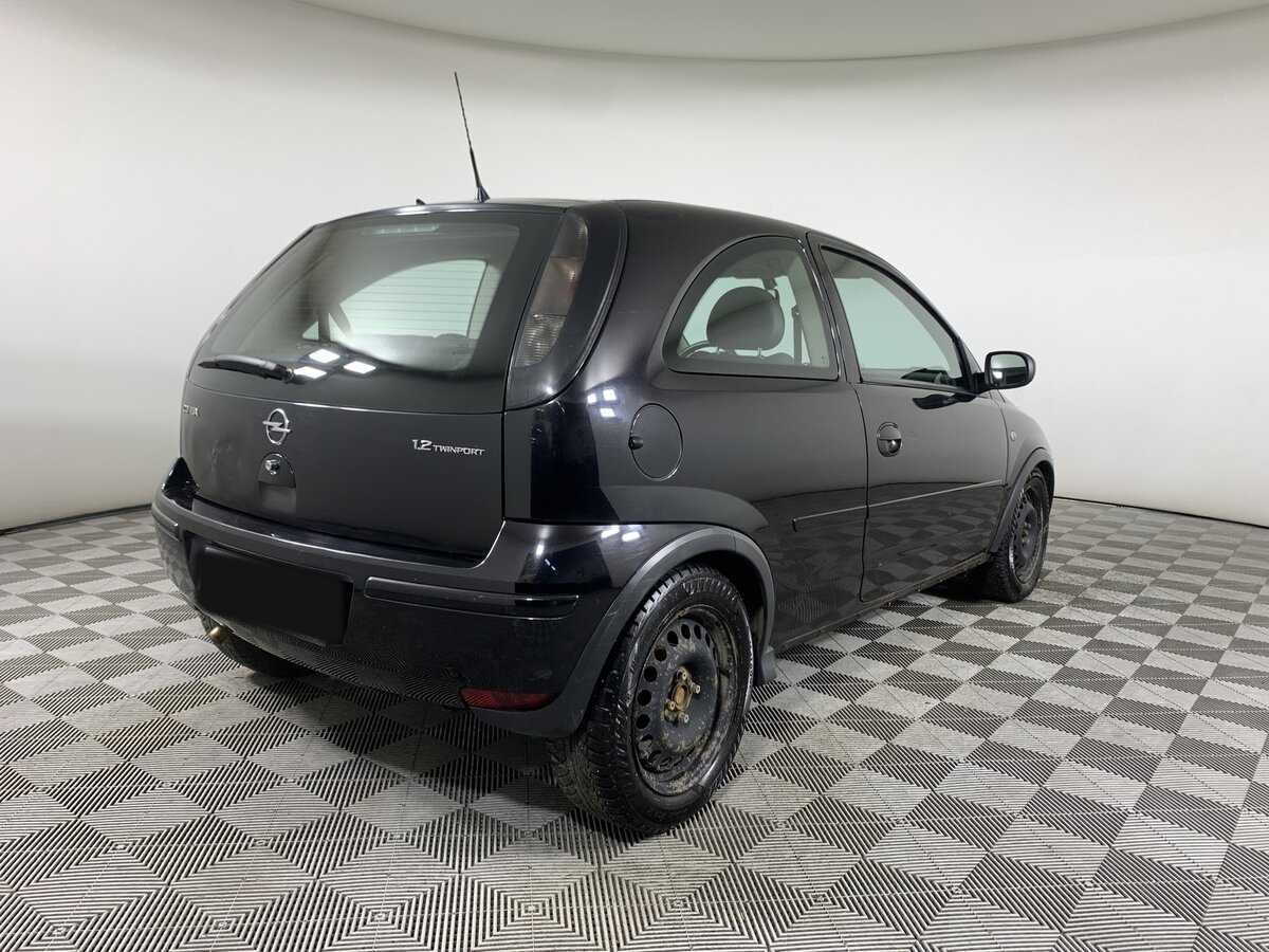 Opel Corsa с пробегом — 2005 год. Фото: #4