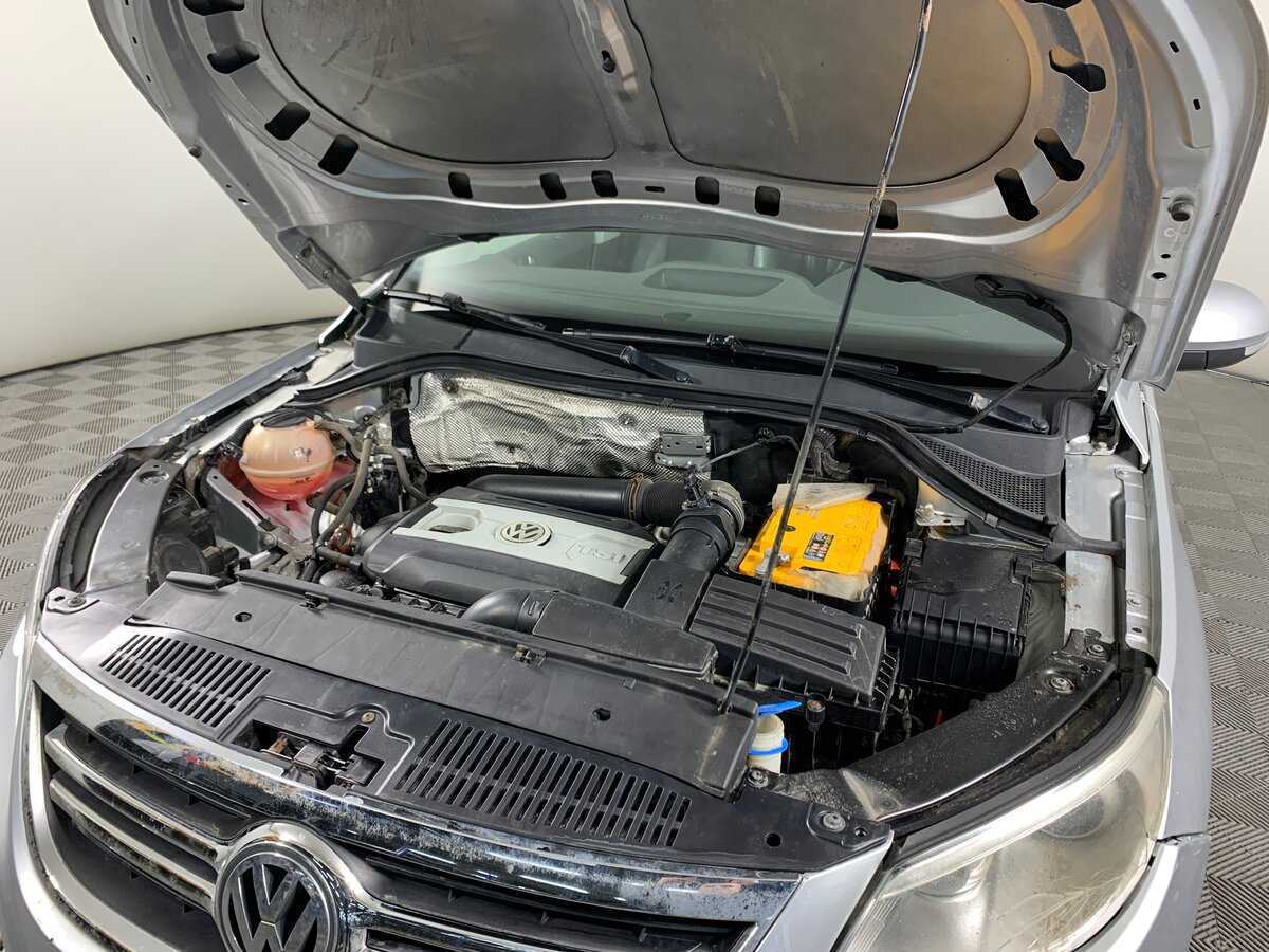 Volkswagen Tiguan с пробегом — 2011 год. Фото: #10