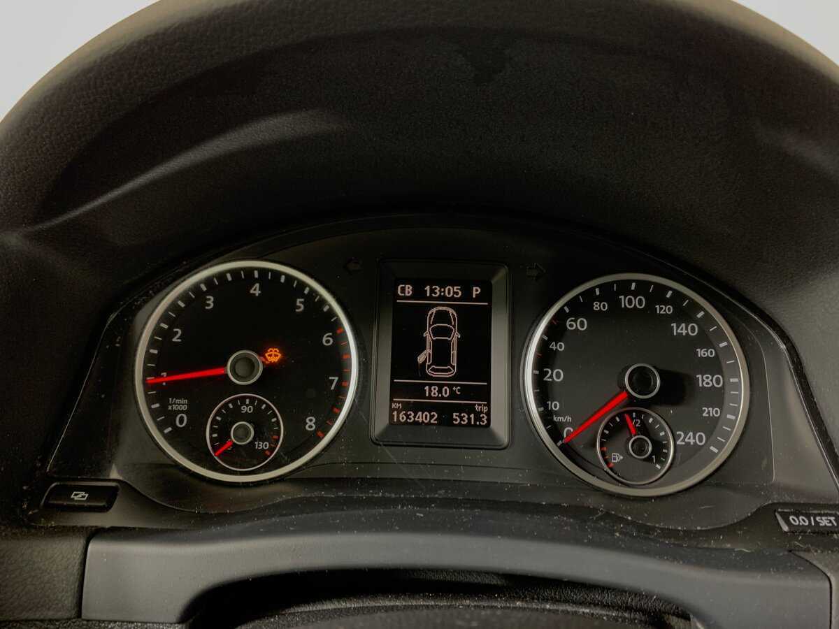 Volkswagen Tiguan с пробегом — 2011 год. Фото: #14