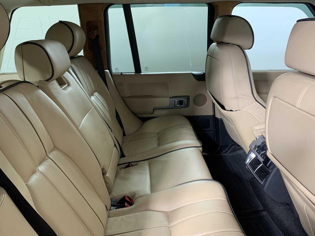 Land Rover Range Rover с пробегом — 2004 год. Фото: #13