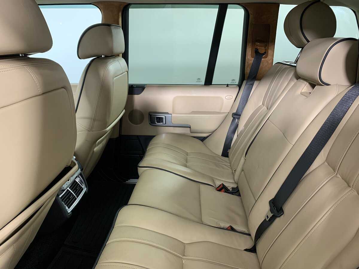 Land Rover Range Rover с пробегом — 2004 год. Фото: #15