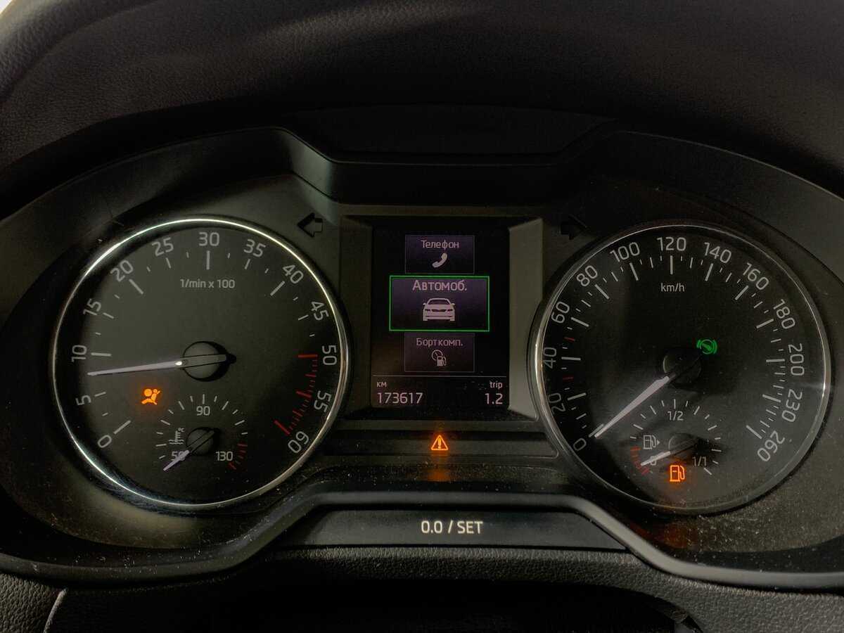 Skoda Octavia с пробегом — 2017 год. Фото: #14