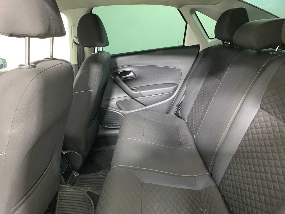 Volkswagen Polo с пробегом — 2018 год. Фото: #18