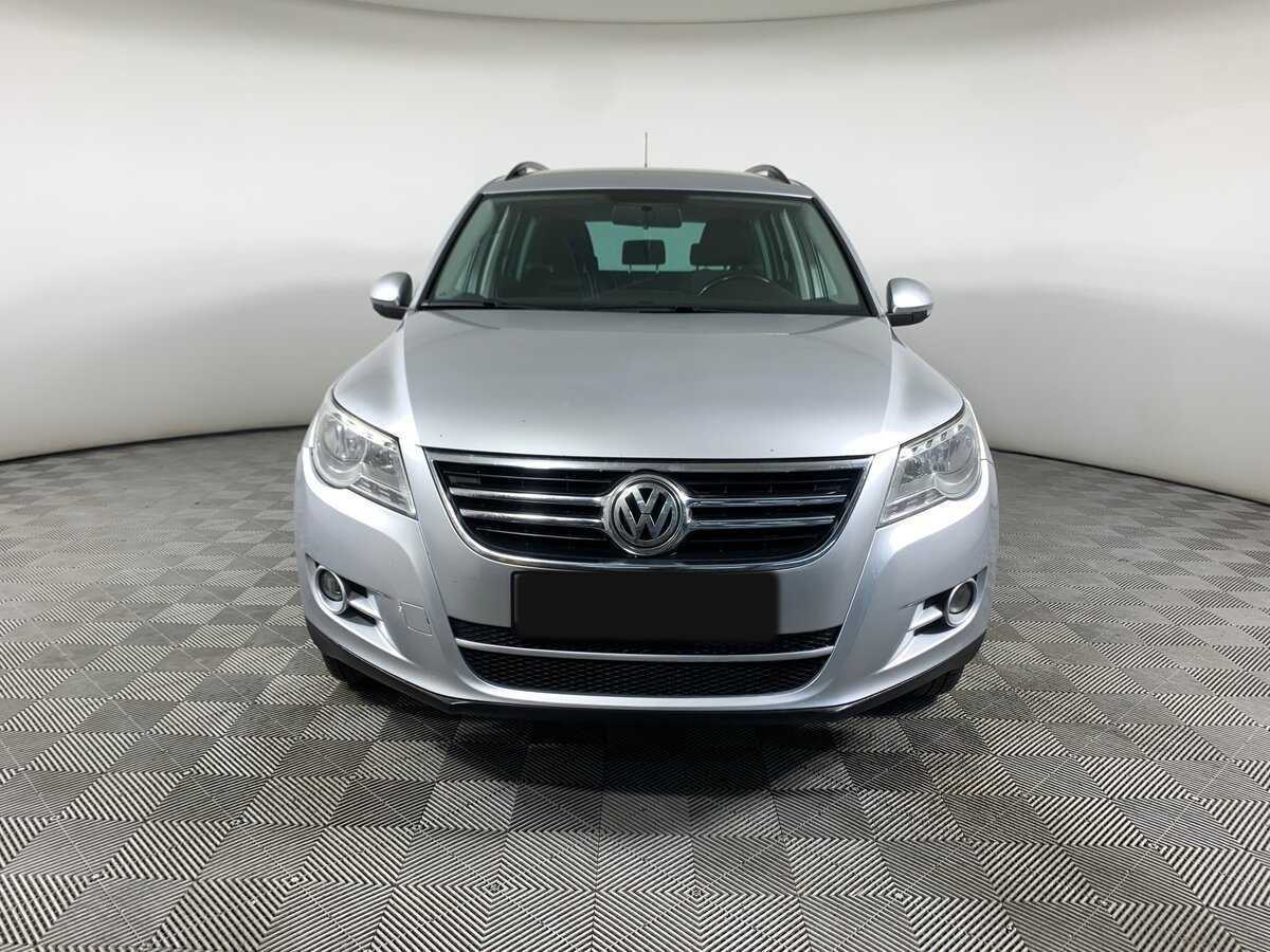 Volkswagen Tiguan с пробегом — 2009 год. Фото: #1