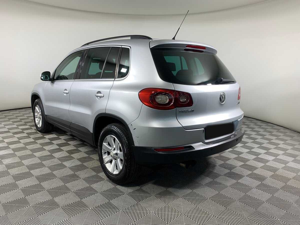Volkswagen Tiguan с пробегом — 2009 год. Фото: #6
