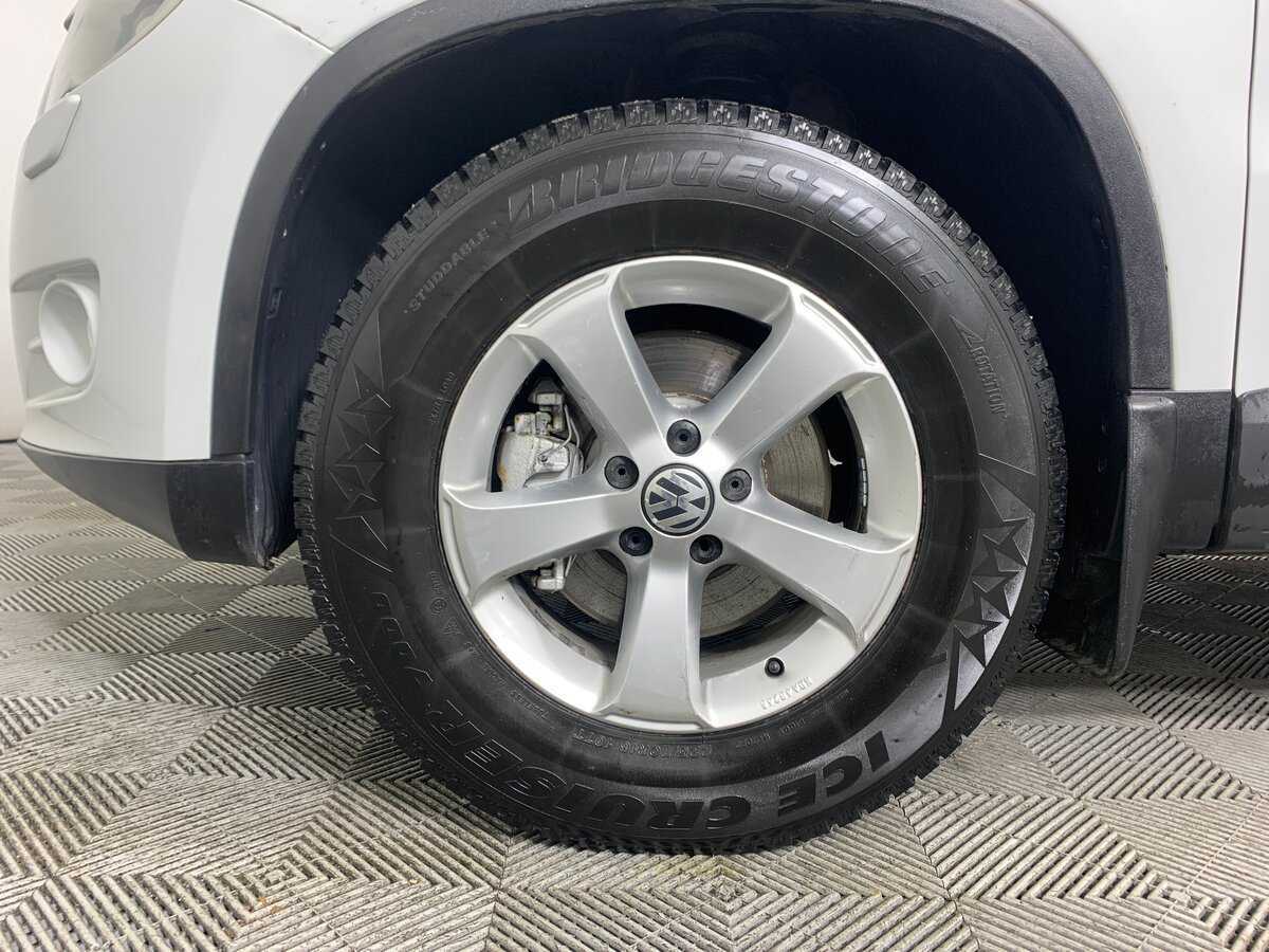 Volkswagen Tiguan с пробегом — 2010 год. Фото: #8