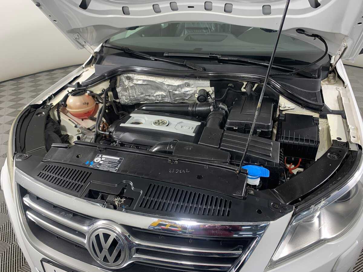 Volkswagen Tiguan с пробегом — 2010 год. Фото: #10