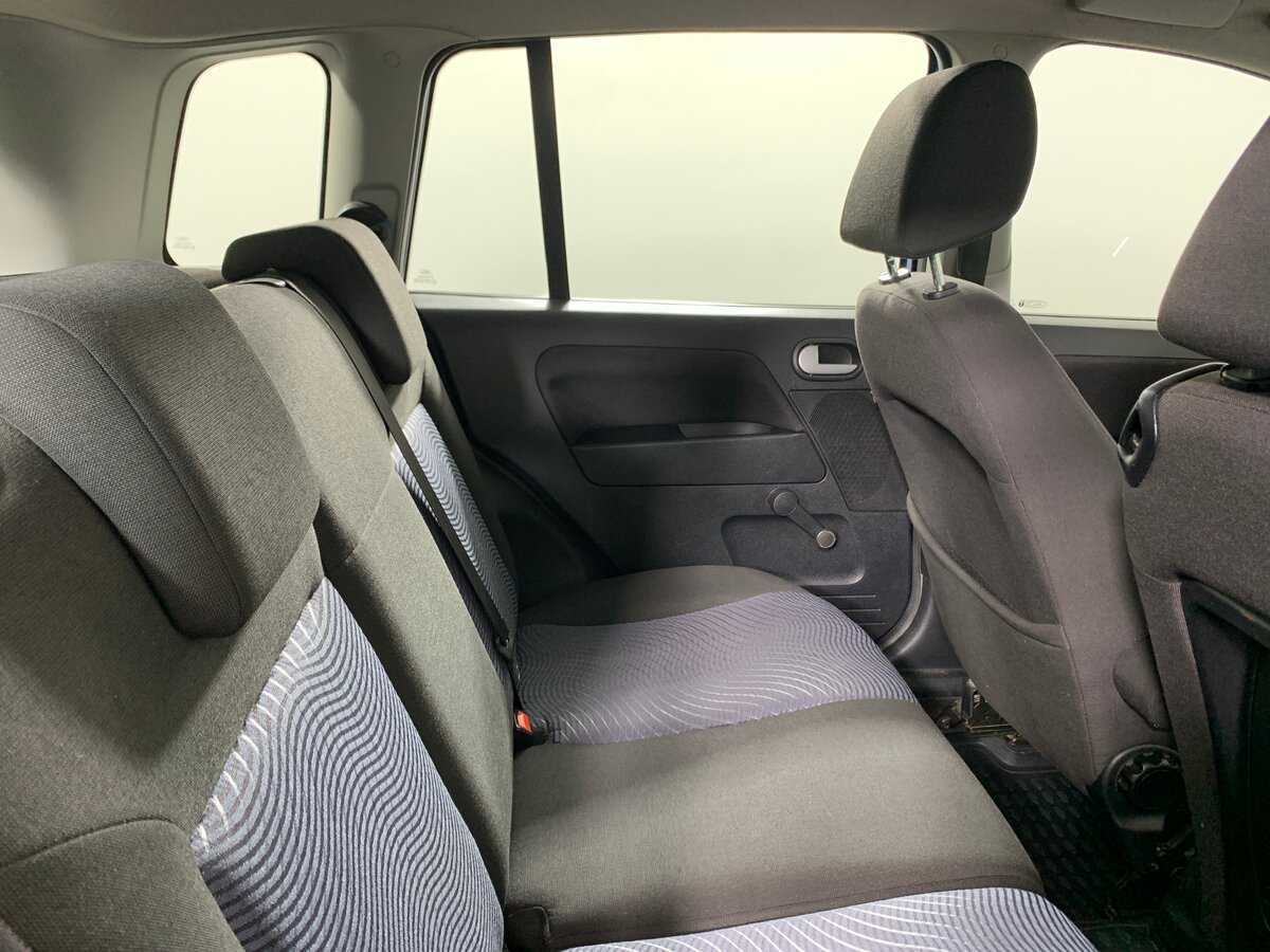 Ford Fusion с пробегом — 2007 год. Фото: #14