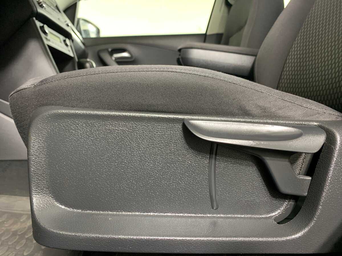 Volkswagen Polo с пробегом — 2011 год. Фото: #16