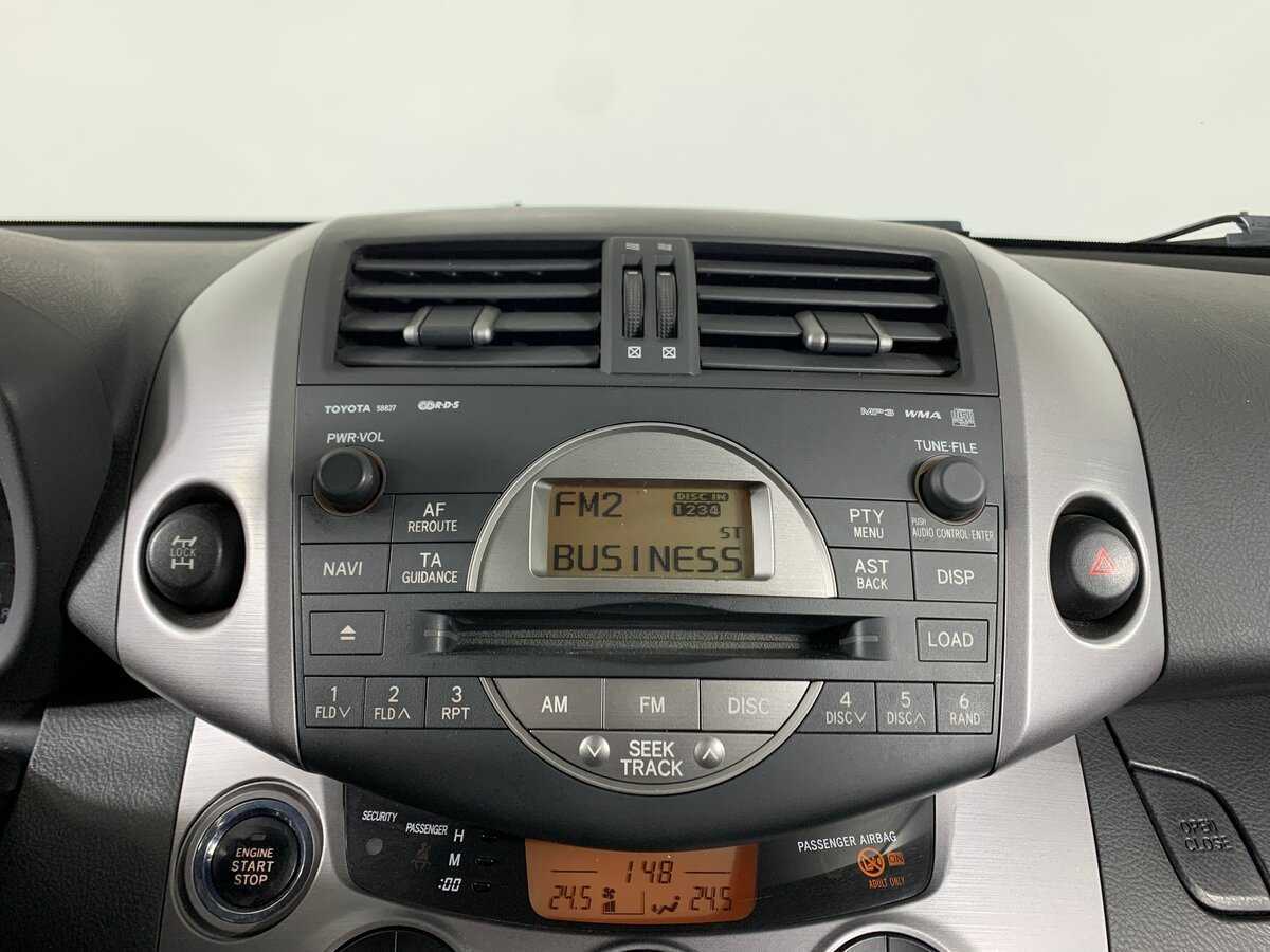 Toyota RAV4 с пробегом — 2006 год. Фото: #14