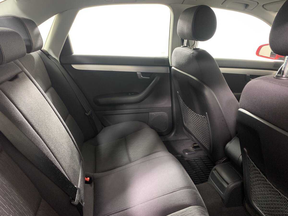 Audi A4 с пробегом — 2006 год. Фото: #17