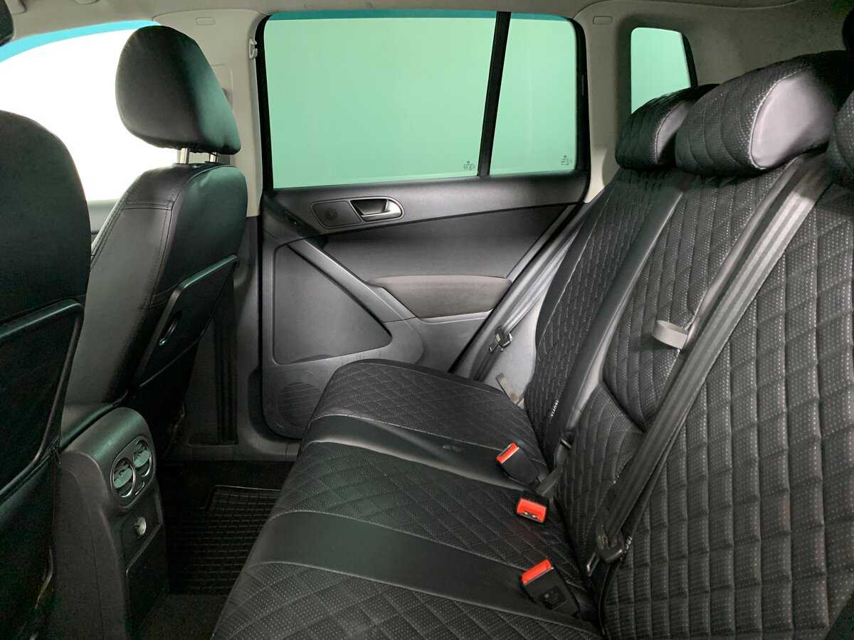 Volkswagen Tiguan с пробегом — 2010 год. Фото: #18