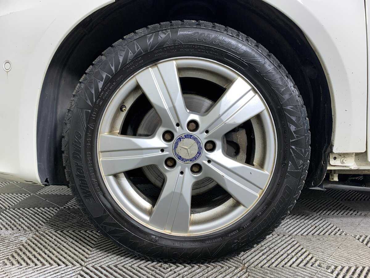 Mercedes-Benz B-Класс с пробегом — 2011 год. Фото: #8