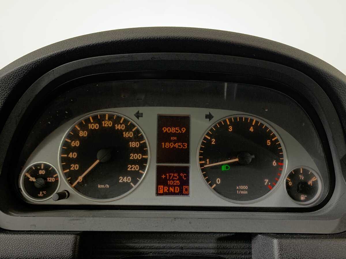 Mercedes-Benz B-Класс с пробегом — 2011 год. Фото: #13