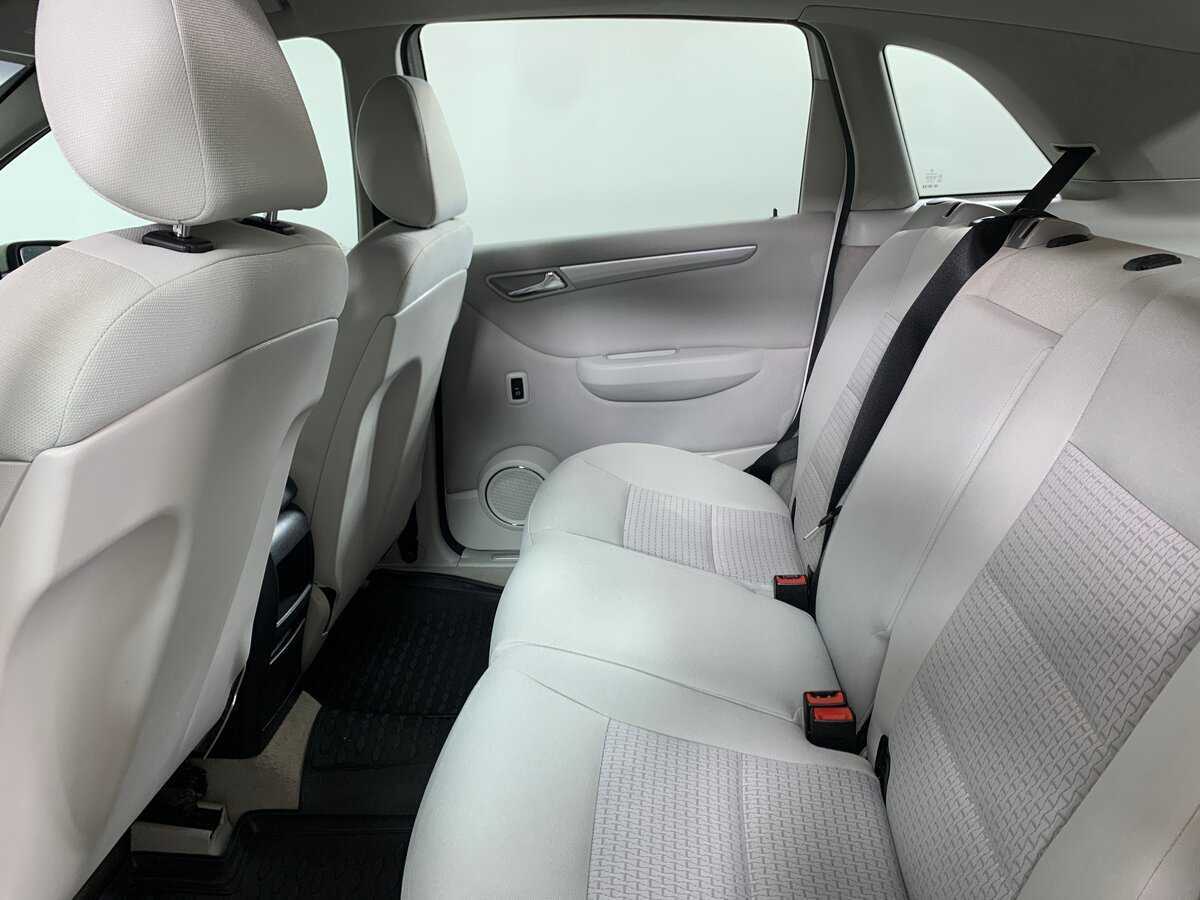 Mercedes-Benz B-Класс с пробегом — 2011 год. Фото: #17