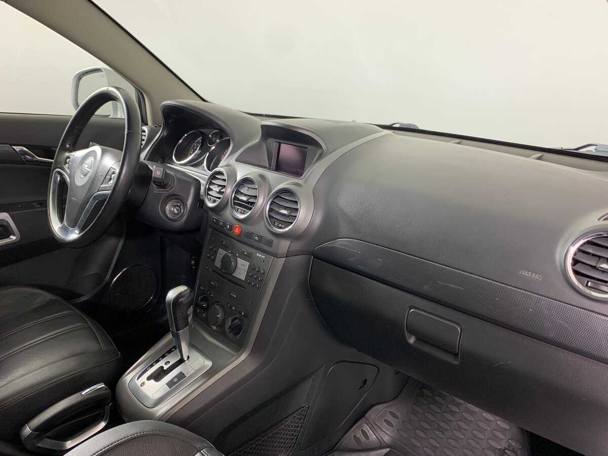 Opel Antara с пробегом — 2011 год. Фото: #13