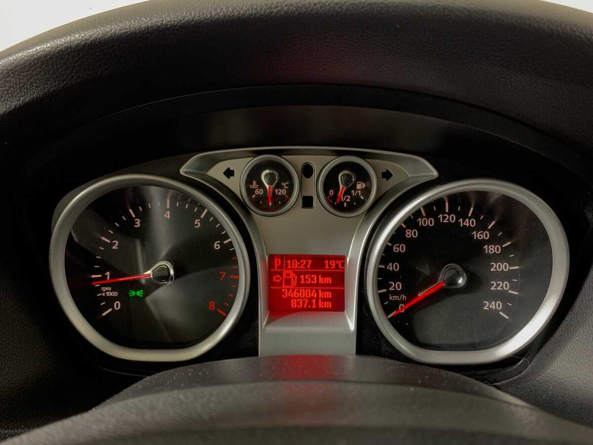 Ford Focus с пробегом — 2008 год. Фото: #14