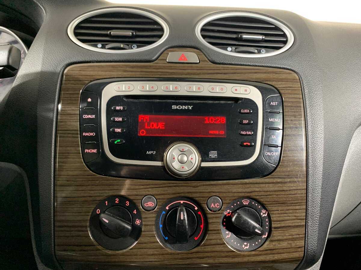 Ford Focus с пробегом — 2008 год. Фото: #15