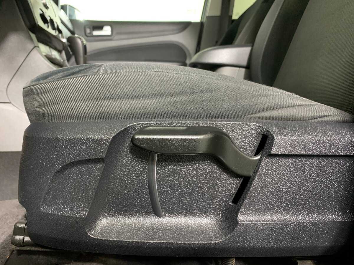 Ford Focus с пробегом — 2008 год. Фото: #16