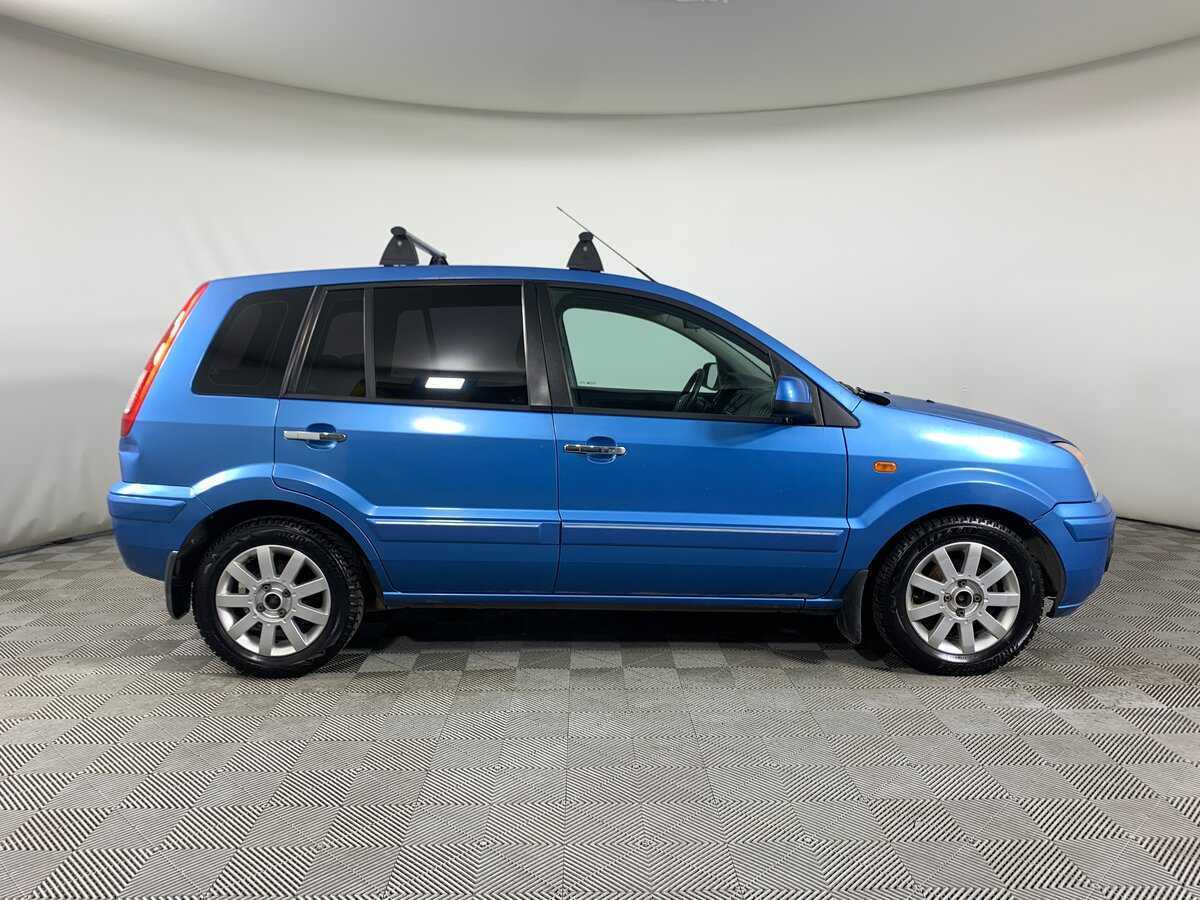 Ford Fusion с пробегом — 2010 год. Фото: #3