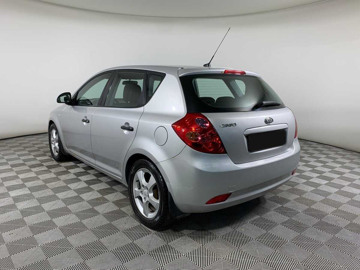 Kia Ceed с пробегом — 2008 год. Фото: #6