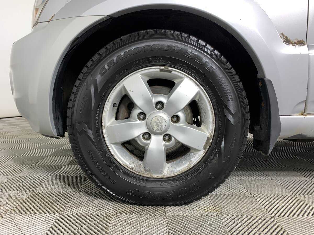 Kia Sorento с пробегом — 2007 год. Фото: #8