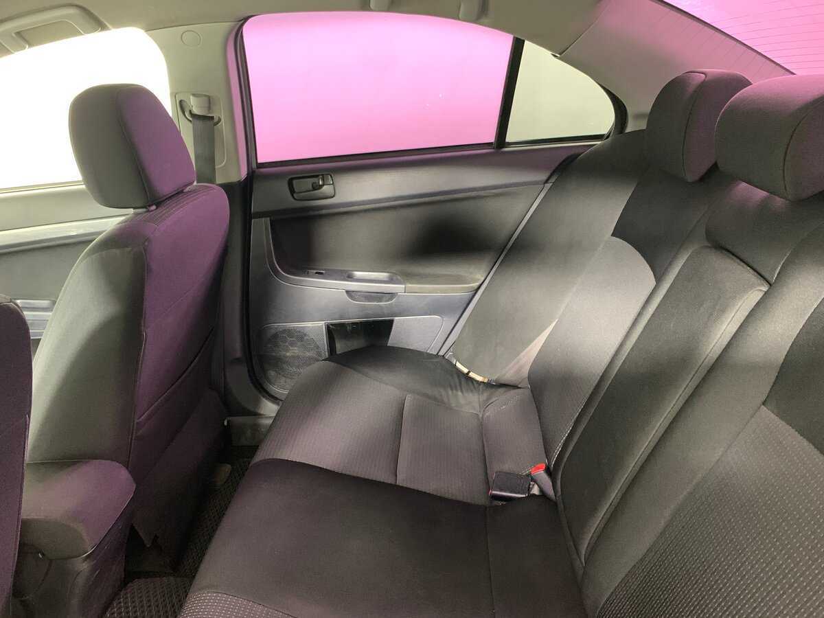 Mitsubishi Lancer с пробегом — 2009 год. Фото: #18