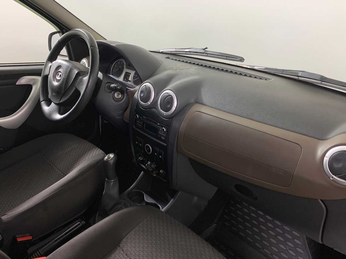 Lada (ВАЗ) Largus с пробегом — 2014 год. Фото: #13