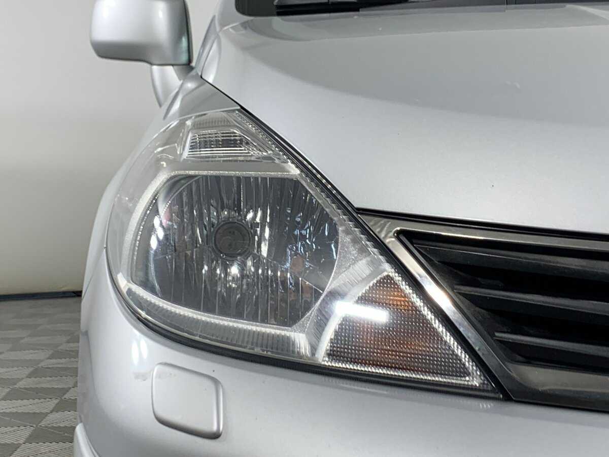 Nissan Tiida с пробегом — 2011 год. Фото: #9