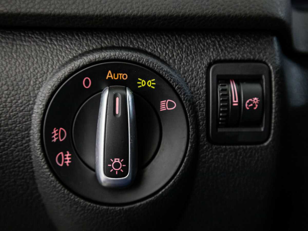 Volkswagen Tiguan с пробегом — 2010 год. Фото: #12