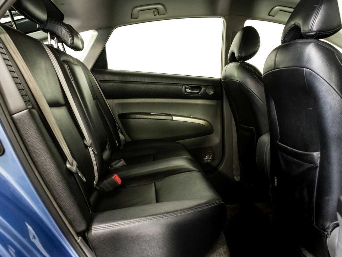 Toyota Prius с пробегом — 2008 год. Фото: #14