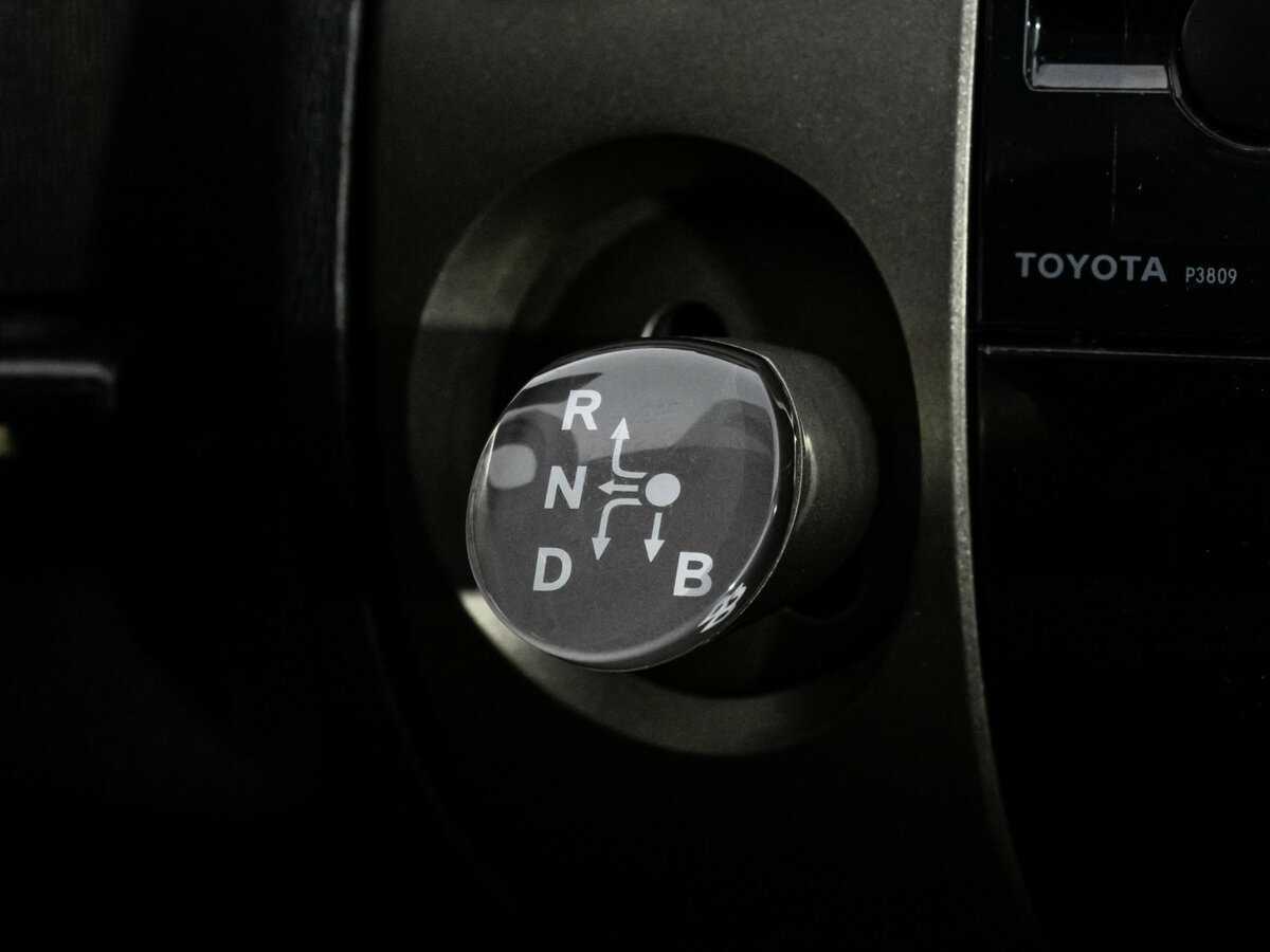 Toyota Prius с пробегом — 2008 год. Фото: #15