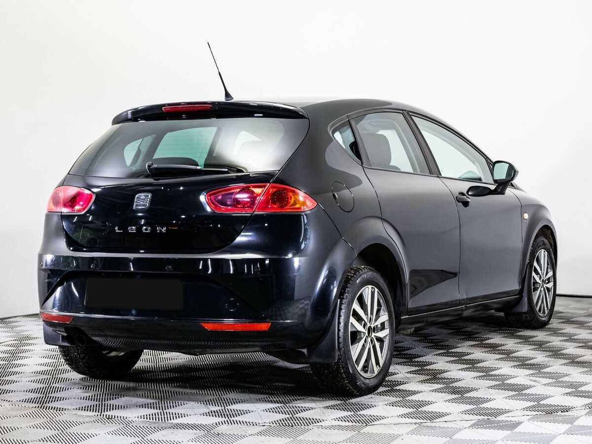 SEAT Leon с пробегом — 2012 год. Фото: #3