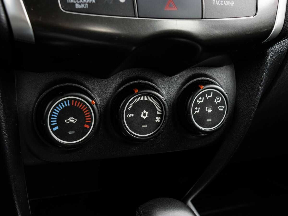 Mitsubishi ASX с пробегом — 2012 год. Фото: #10