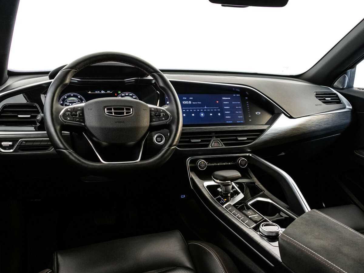 Geely Tugella с пробегом — 2023 год. Фото: #10