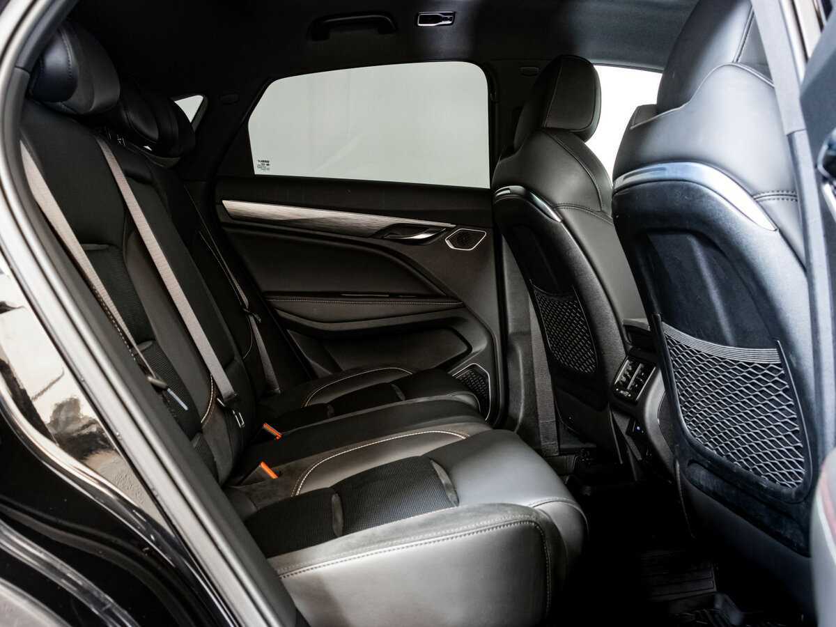 Geely Tugella с пробегом — 2023 год. Фото: #15